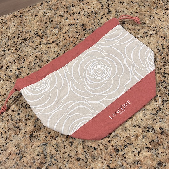 New Lancome makeup bag and eyeshadow palette - Picture 8 of 11